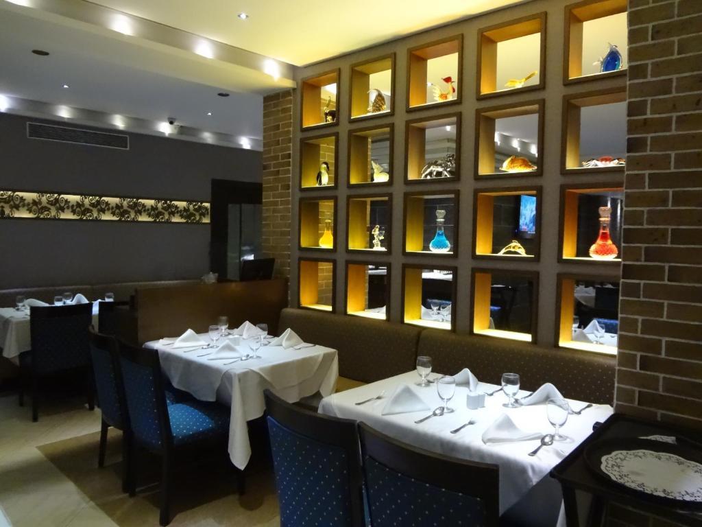 Hotel Capitol Thane Exterior photo